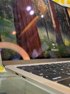 New Laptop Apple MacBook Air 2022 M2 8GB Apple M2 SSD 256GB