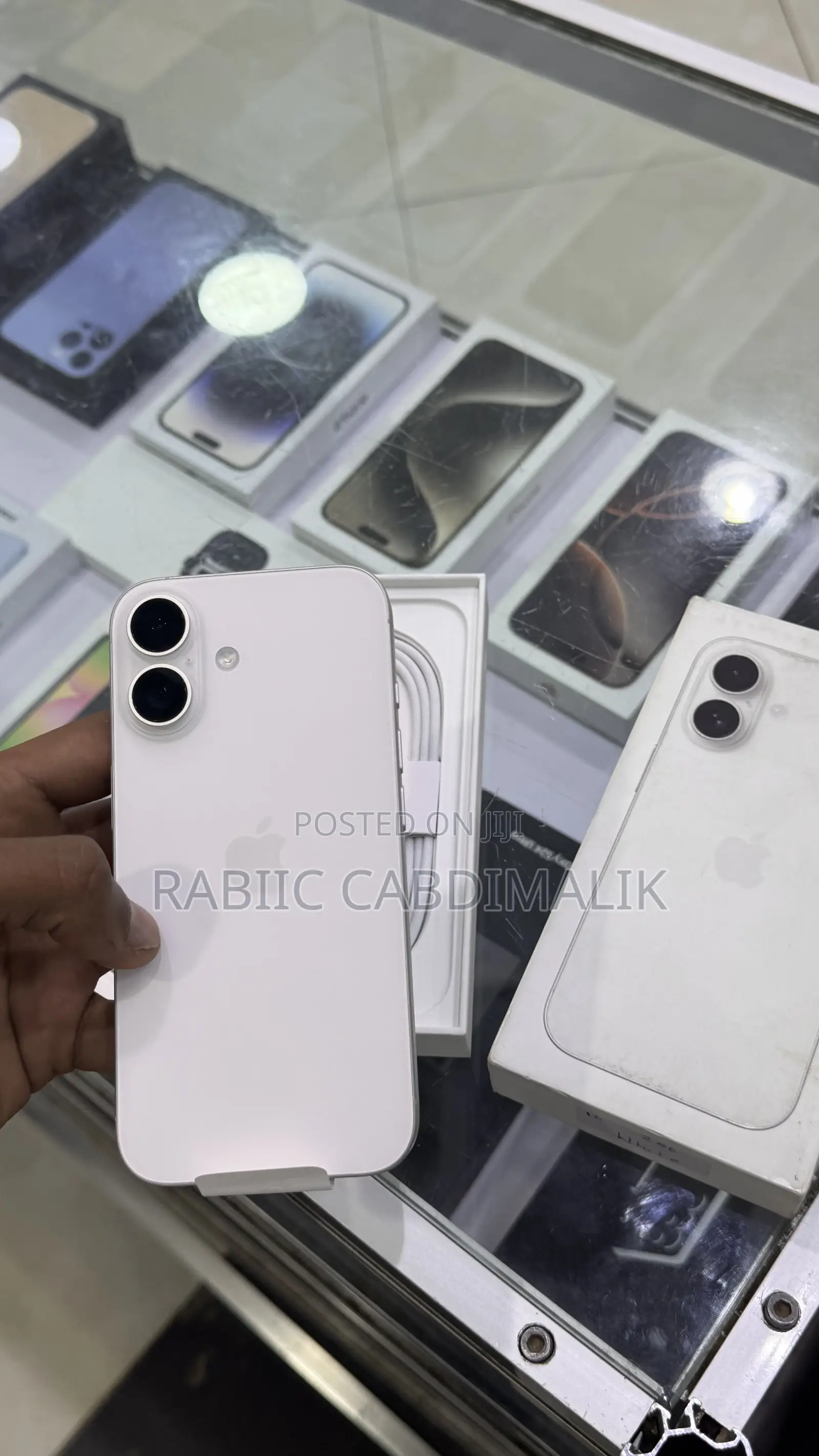 New Apple iPhone 16 256 GB White