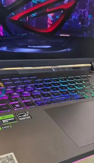 New Laptop Asus ROG Strix G15 16GB Intel Core I9 SSD 1T