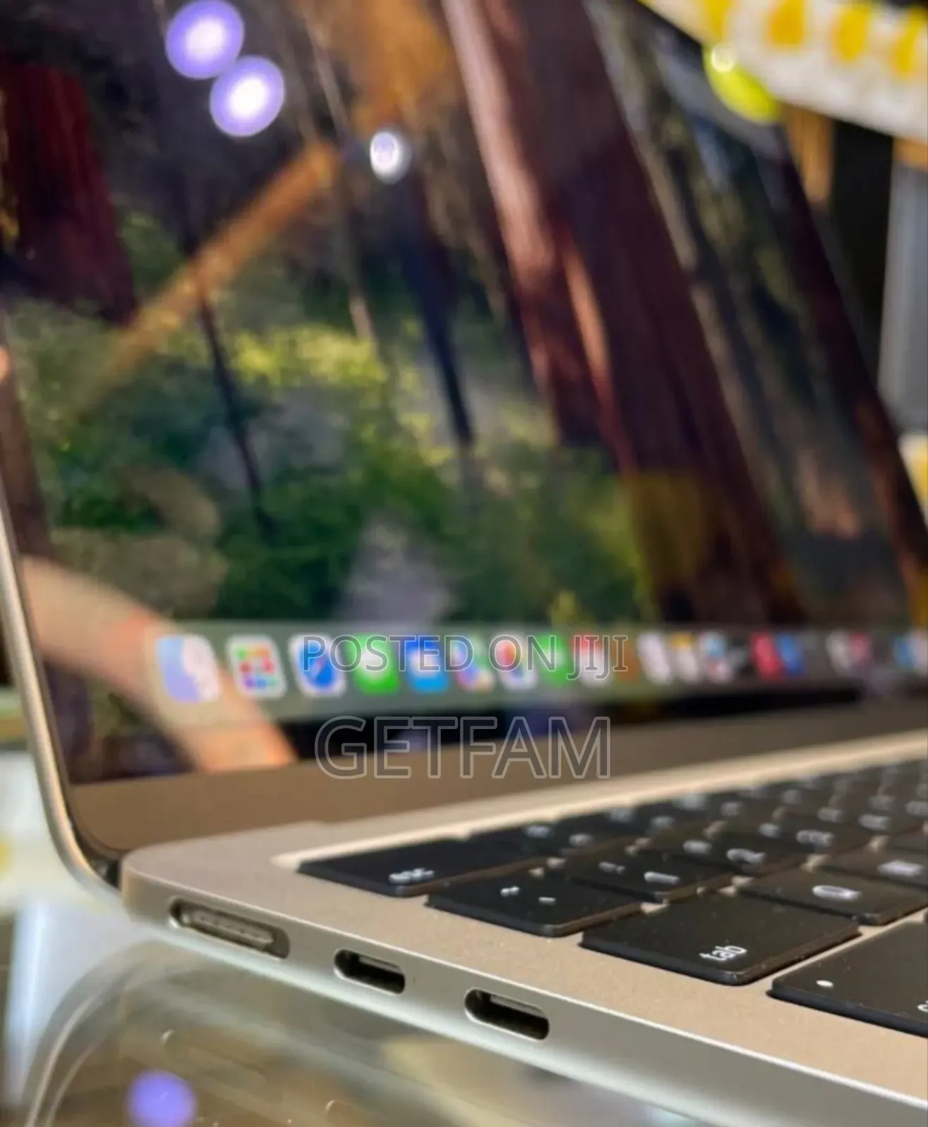 New Apple MacBook Air 2024 M3 13-Inch 16GB Intel Core I5 SSD 512GB