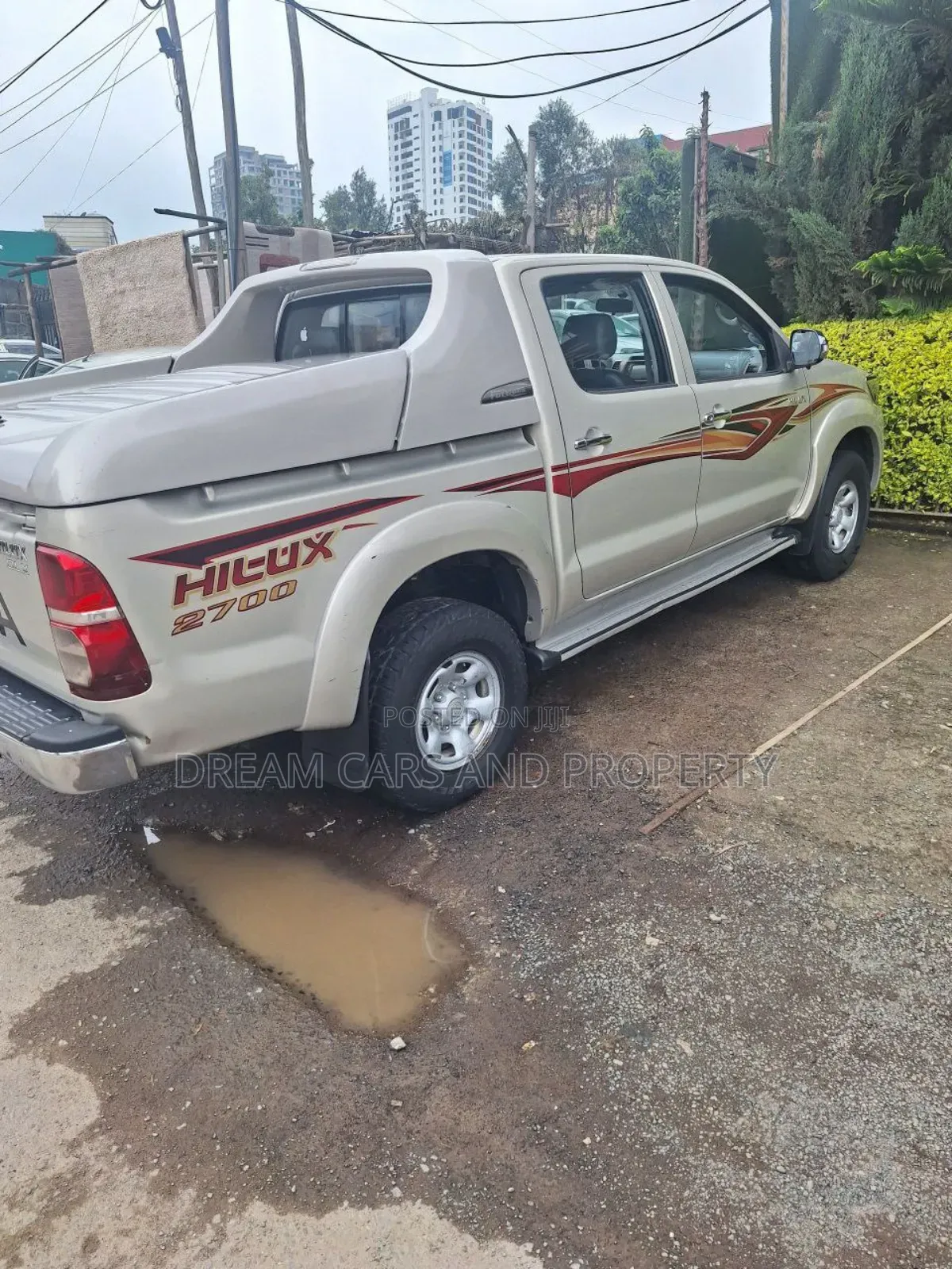 Toyota Hilux 2013 Gold