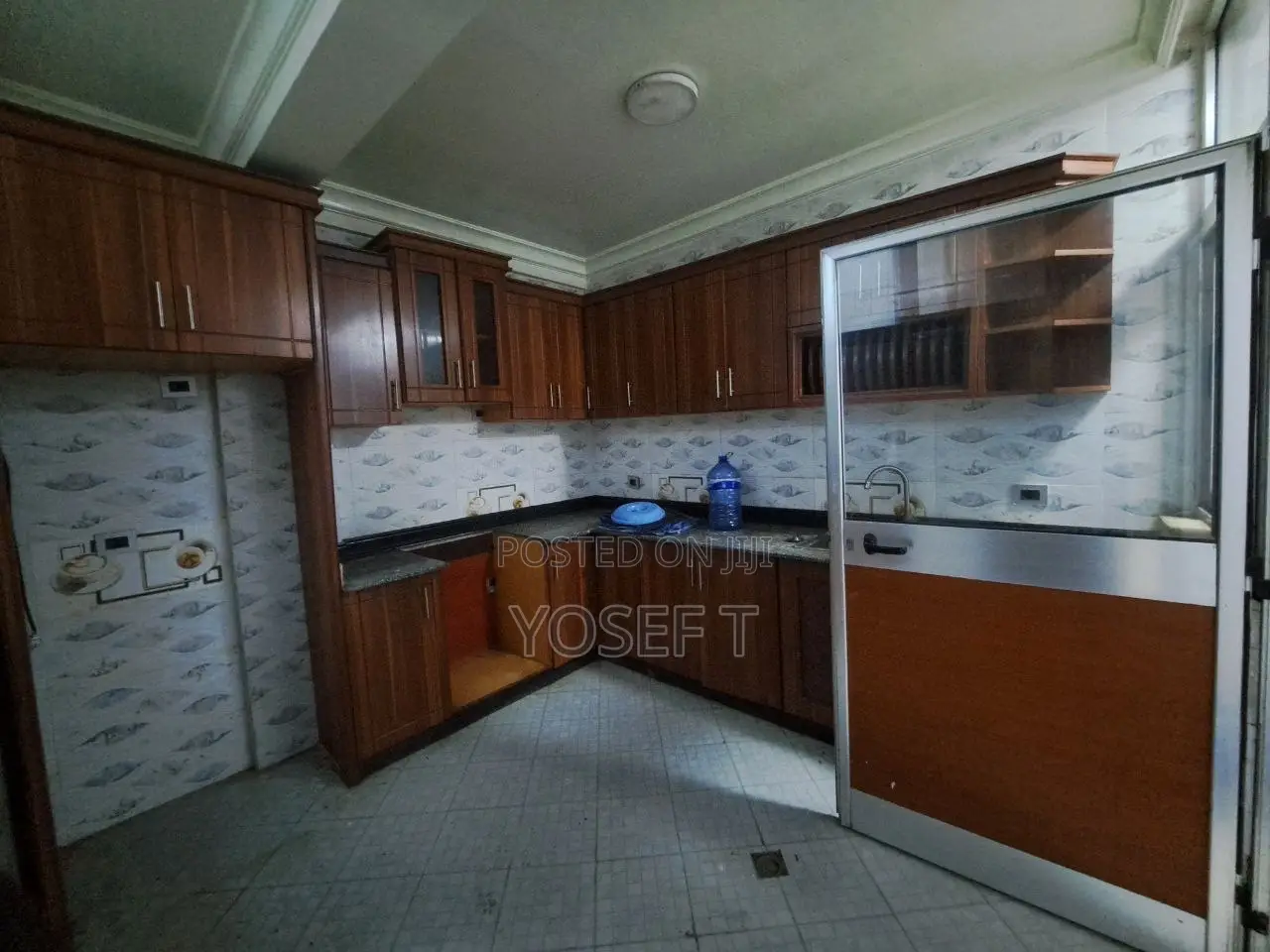 6bdrm House in Nifas Silk-Lafto for sale