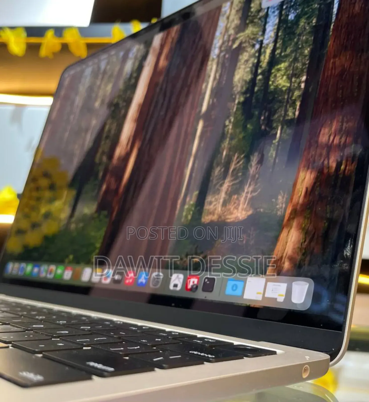 New Apple MacBook Air 2024 M3 13-Inch 16GB Apple M3 Pro SSD 512GB