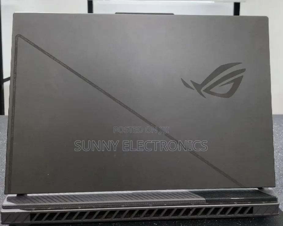 New Laptop Asus ROG Strix G15 16GB Intel Core I7 SSD 1T