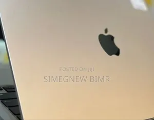 New Laptop Apple MacBook 16GB Apple M3 SSD 512GB