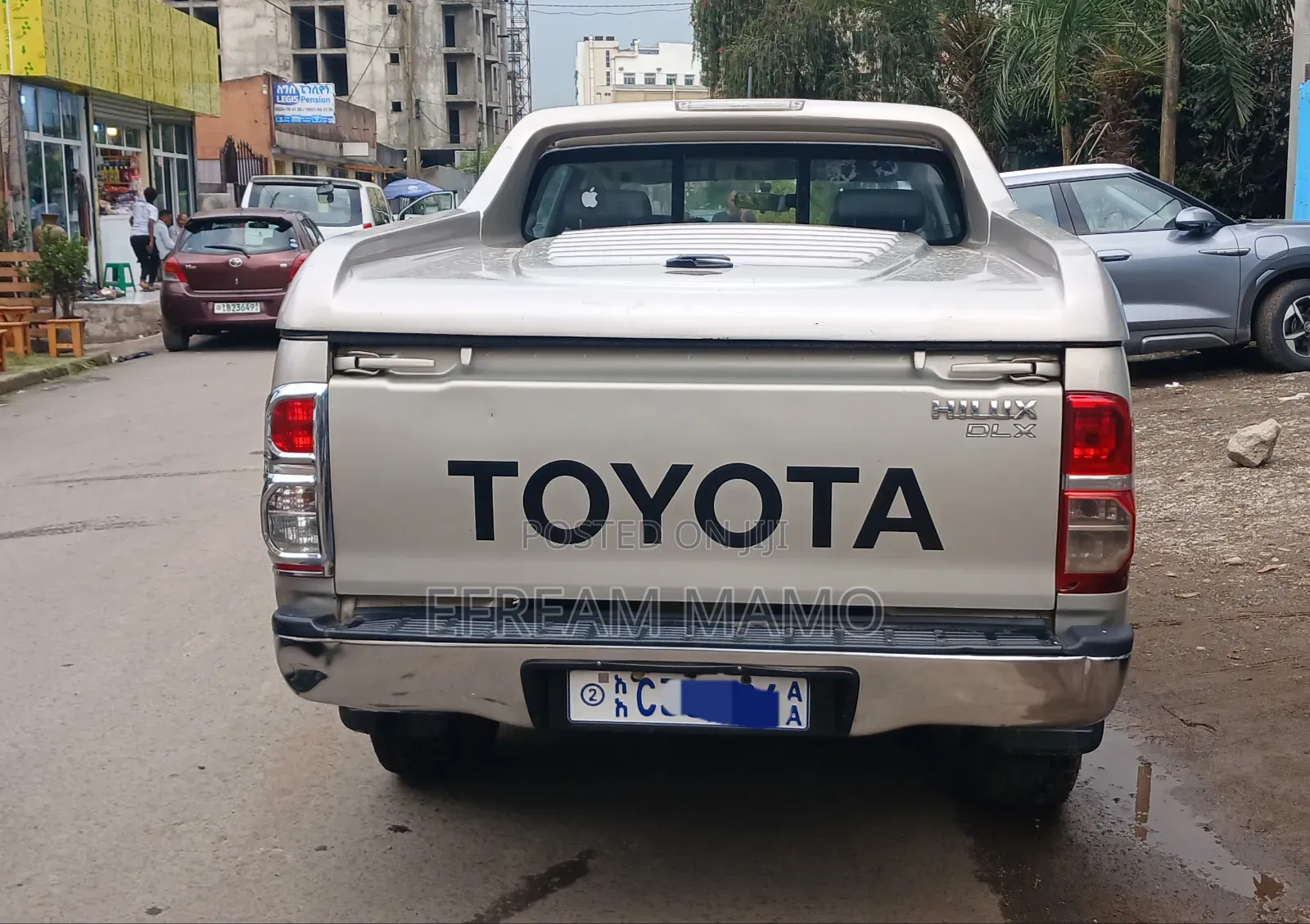 Toyota Hilux 2013 Gold