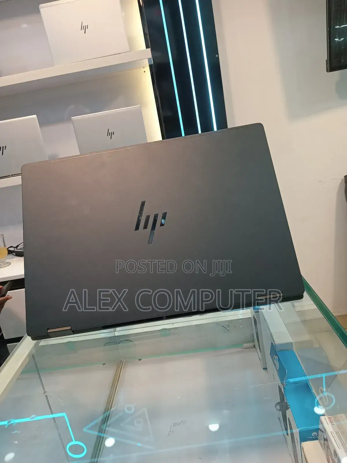 New Laptop HP OmniBook X Flip 16" 16GB Intel Core Ultra 7 SSD 1T