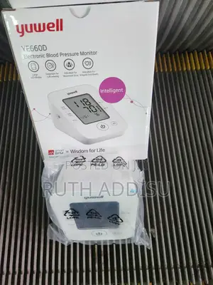 Photo - Digital Blood Pressuer Monitor轟動good Price Digital Blood Pressuer New