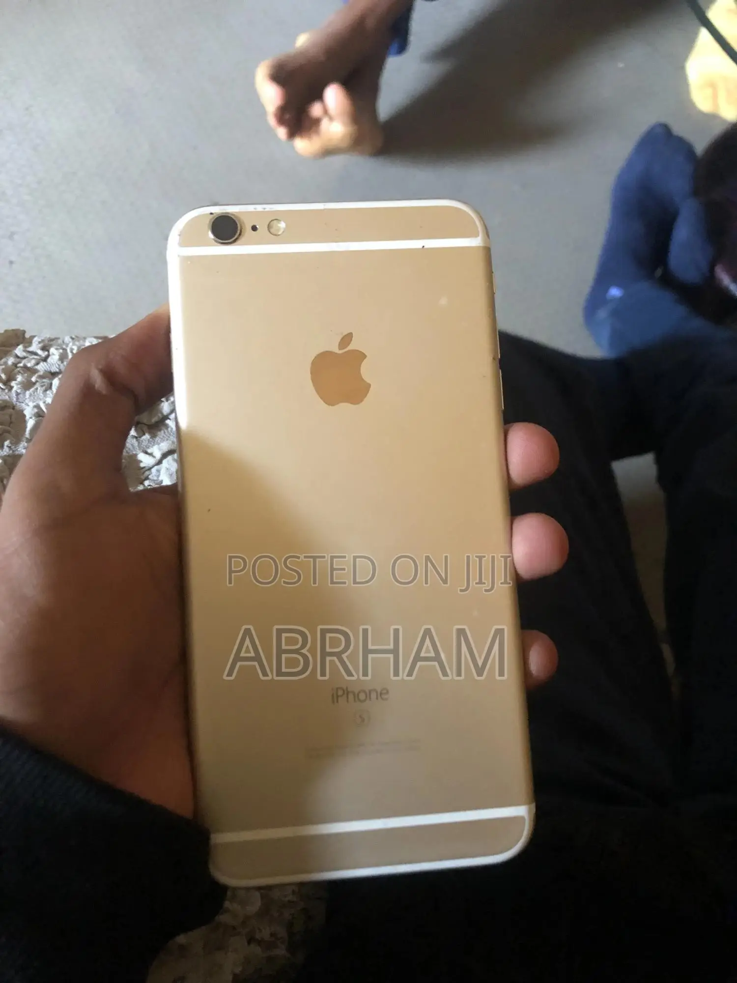 Apple iPhone 6s 16 GB Gold