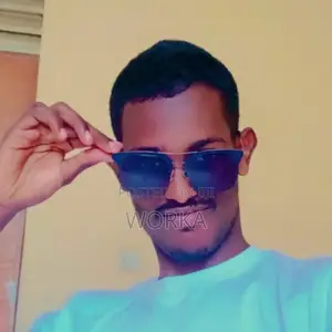 Photo - Advertising on Social Media