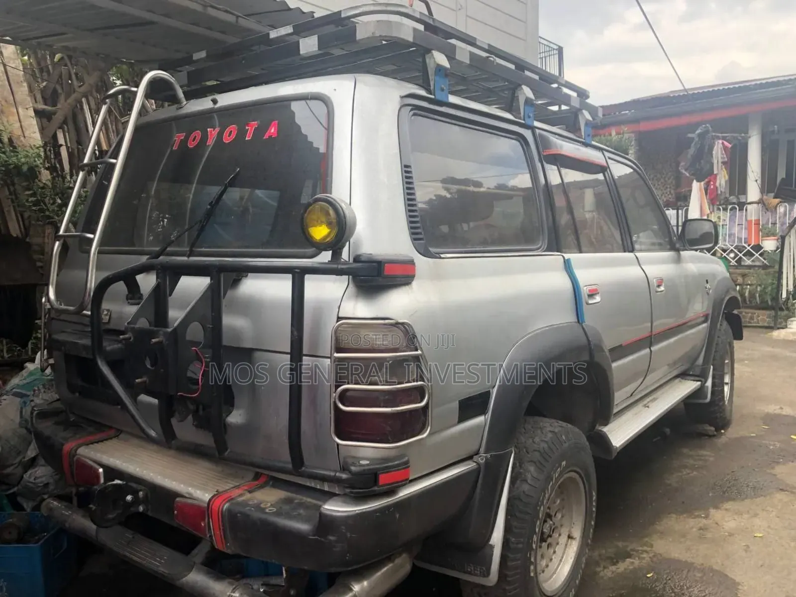 Toyota Land Cruiser 1990 Silver