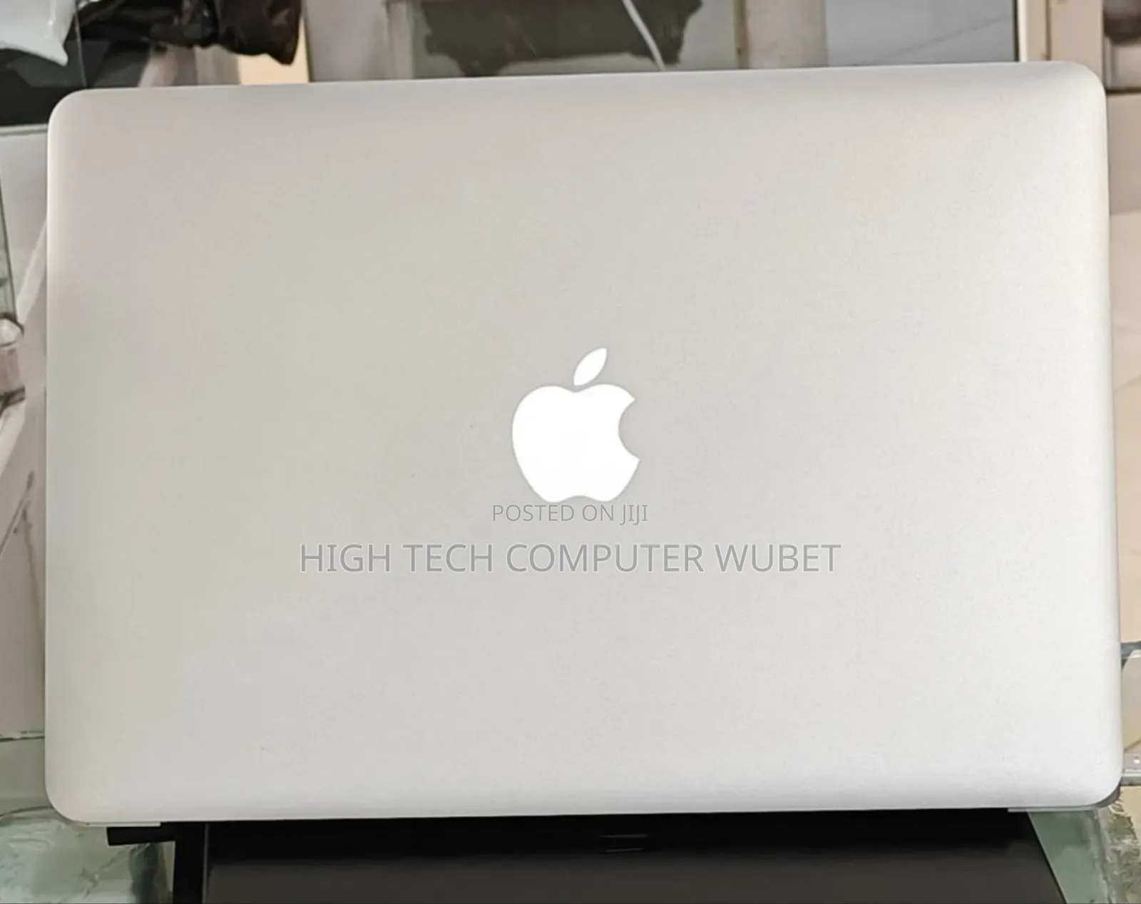 New Laptop Apple MacBook 2017 8GB Intel Core I7 SSD 512GB