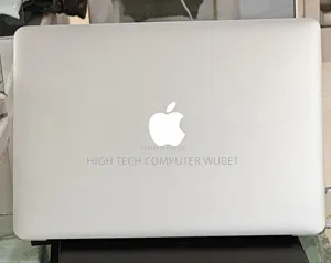 New Laptop Apple MacBook 2017 8GB Intel Core I7 SSD 512GB