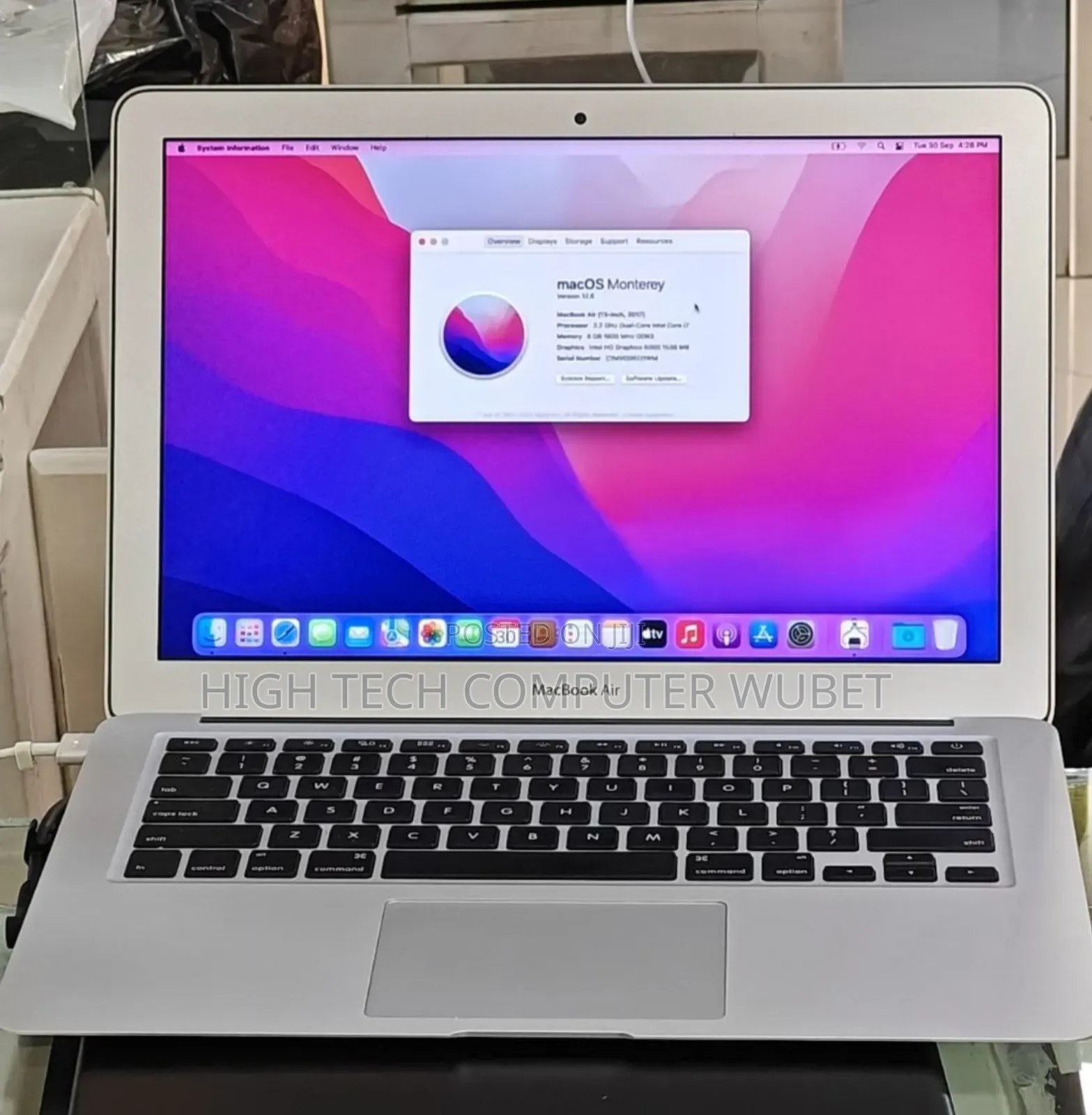 New Laptop Apple MacBook 2017 8GB Intel Core I7 SSD 512GB