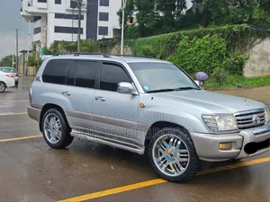 Photo - Toyota Land Cruiser 2007 Silver