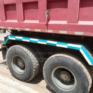 Sinotruk Howo 2021 Red