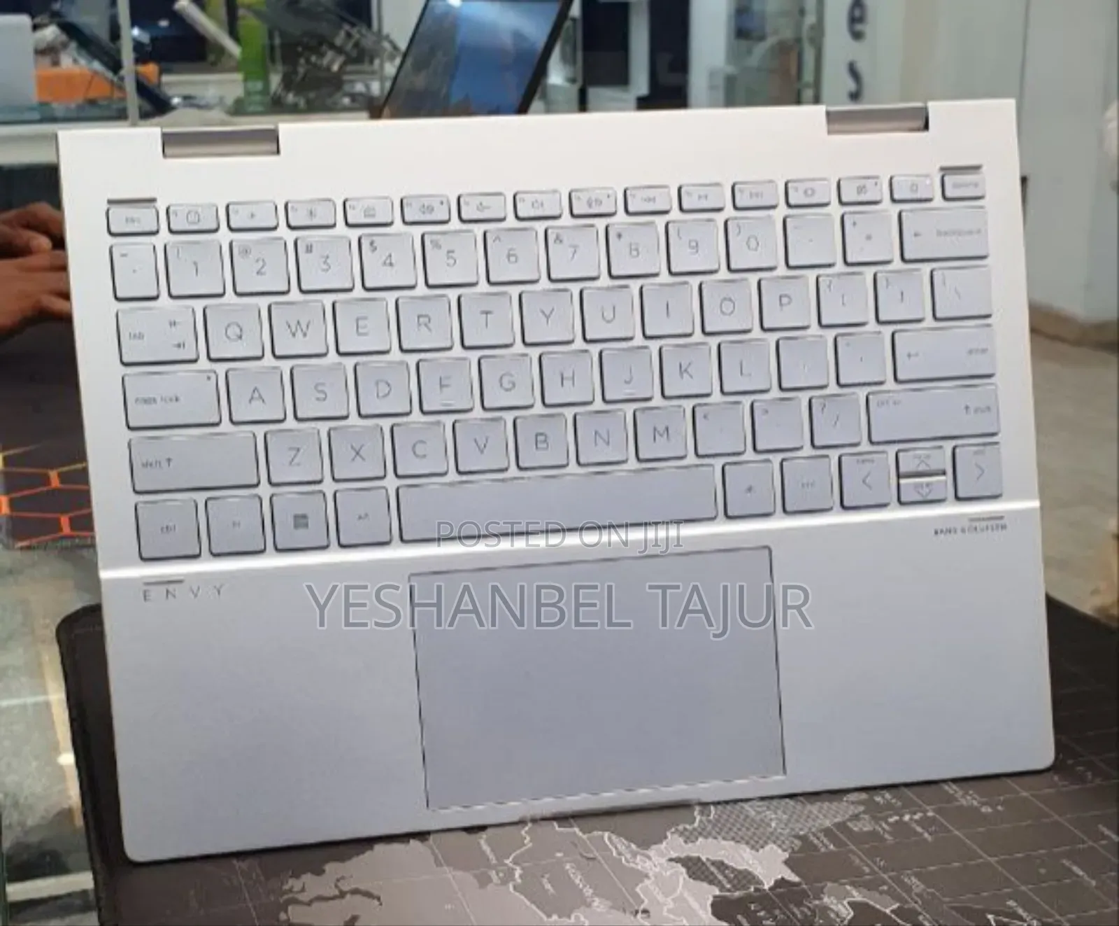 New Laptop HP Envy X360 8GB Intel Core I7 SSD 1T