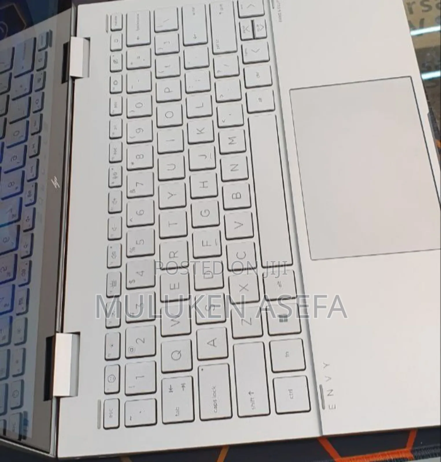 New Laptop HP Envy X360 8GB Intel Core I7 SSD 1T