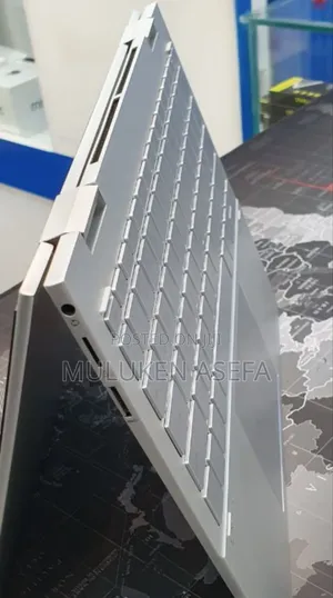 New Laptop HP Envy X360 8GB Intel Core I7 SSD 1T