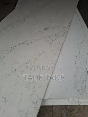 Photo - Luxury ኳርትዝ ሴራሚክ (Quartz Stone)