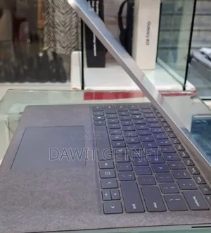 New Laptop Microsoft Surface 16GB Intel Core I7 SSD 512GB