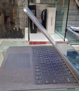 New Laptop Microsoft Surface 16GB Intel Core I7 SSD 512GB