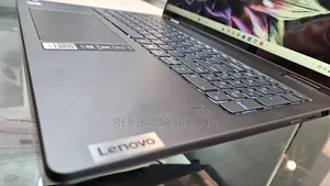 New Laptop Lenovo Yoga 7i 16GB Intel Core Ultra 7 SSD 1T