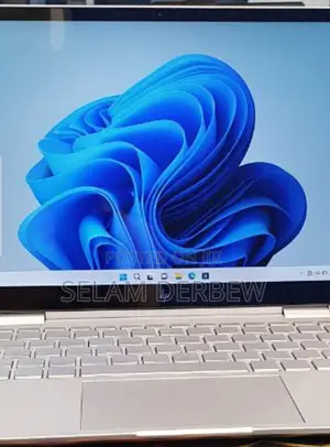 New Laptop HP Envy X360 8GB Intel Core I7 SSD 1T