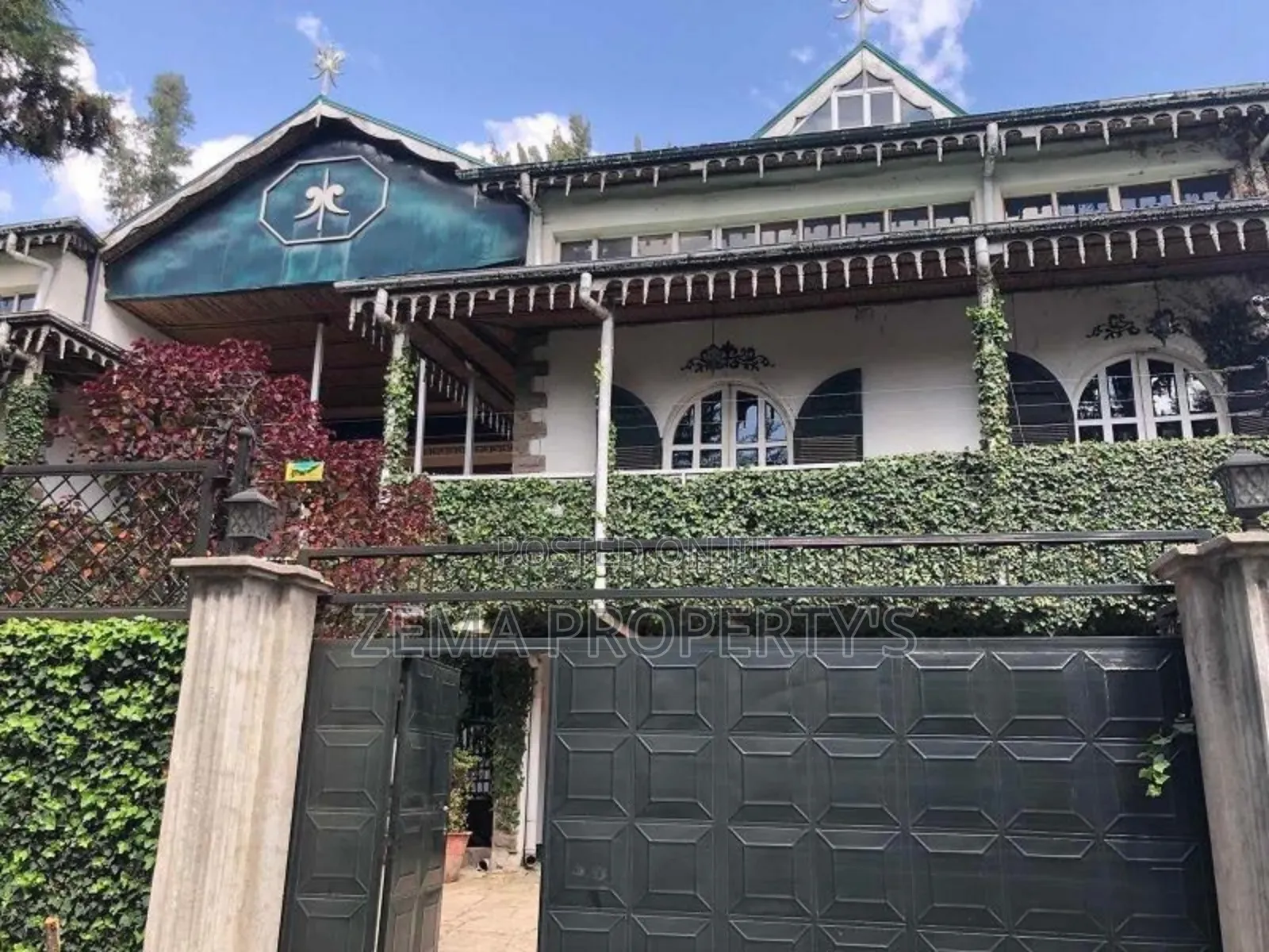 Furnished 5bdrm Villa in Between French And, Yeka for rent