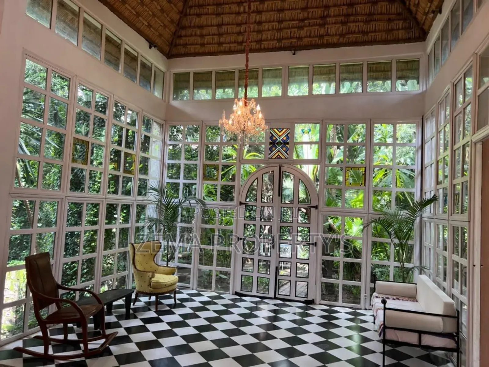 Furnished 5bdrm Villa in Between French And, Yeka for rent