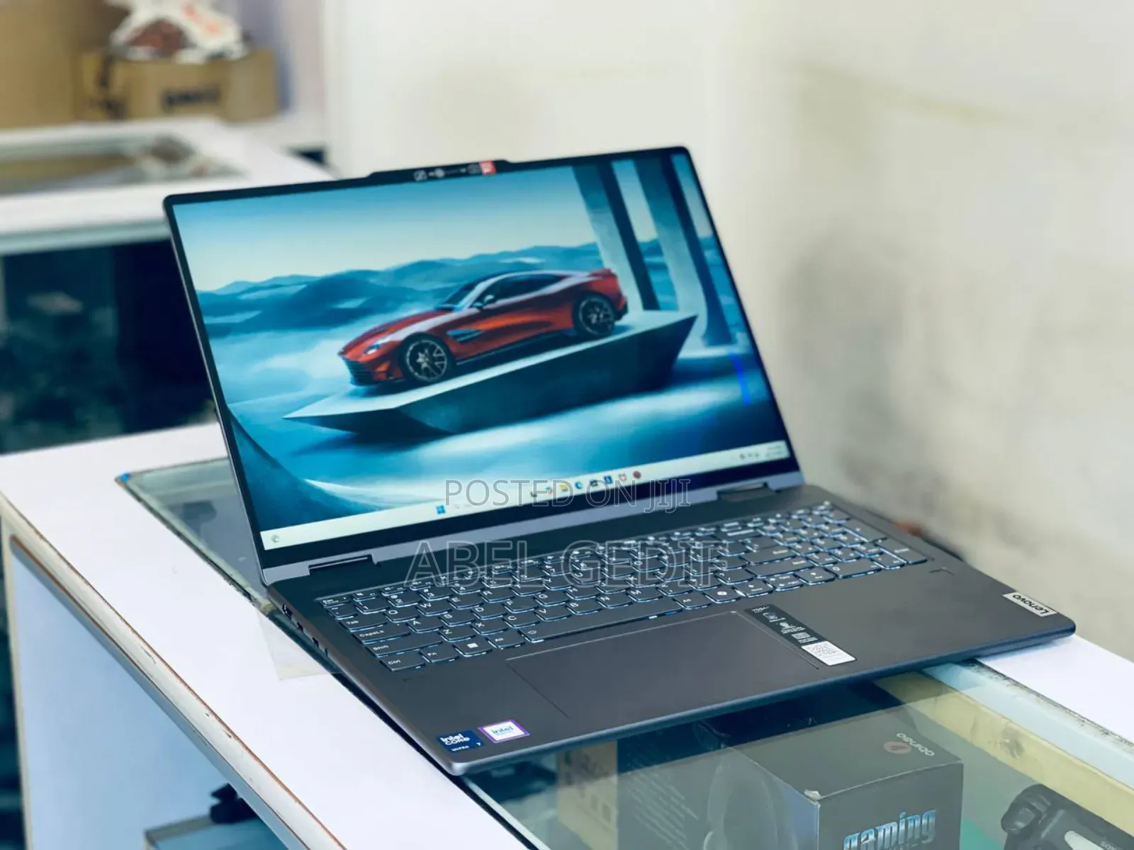 New Laptop Lenovo Yoga 7i 16GB Intel Core Ultra 7 SSD 1T