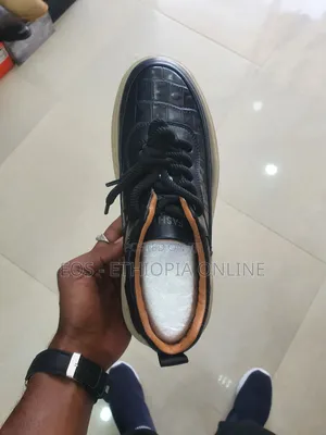 Casual High Quality Leather Sneakers [On Hand]