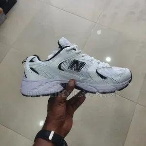 White New Balance 530 Model Sneakers [On Hand]