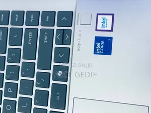 New Laptop HP Envy X360 16GB Intel Core 7 SSD 512GB