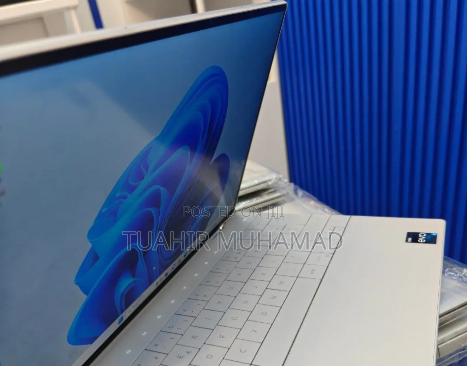 New Laptop Dell XPS 15 32GB Intel Core I7 SSD 1T