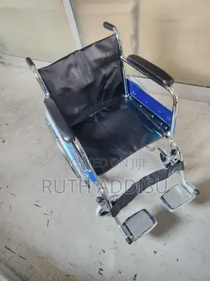 Foldable Wheelchair傳出medical Wheelchair煞氣wheelchair映襯wheelchair New