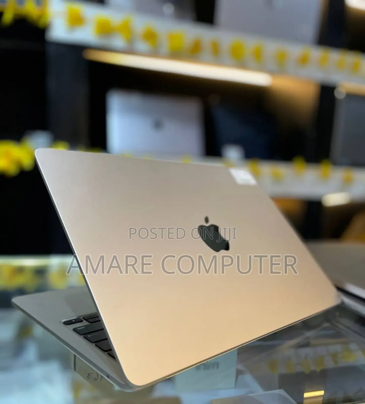 New Laptop Apple MacBook Air 2024 M3 13-Inch 16GB Apple M3 SSD 512GB