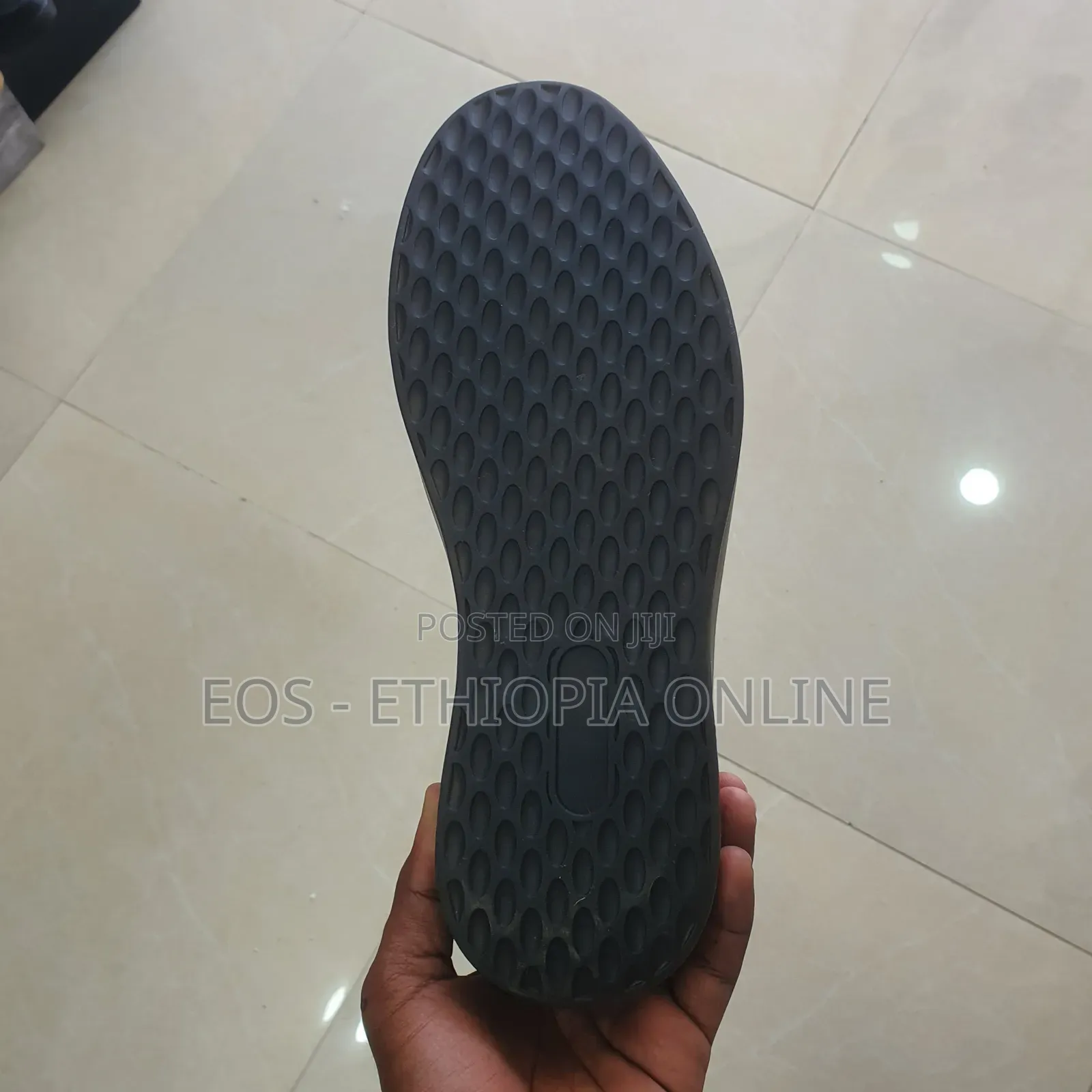 Casual Low Top Leather Shoes [On Hand]