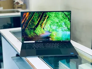 Photo - New Laptop Dell Precision 5570 32GB Intel Core I7 SSD 1T