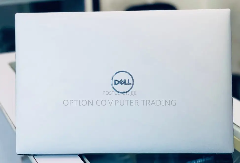 New Laptop Dell Precision 5570 32GB Intel Core I7 SSD 512GB