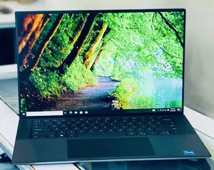 New Laptop Dell Precision 5570 32GB Intel Core I7 SSD 512GB