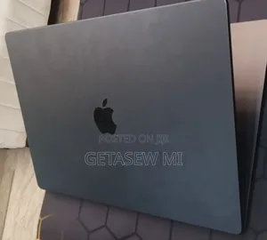 New Apple MacBook Pro 2024 M4 Max 16-Inch 32GB Apple M4 Max SSD 1T