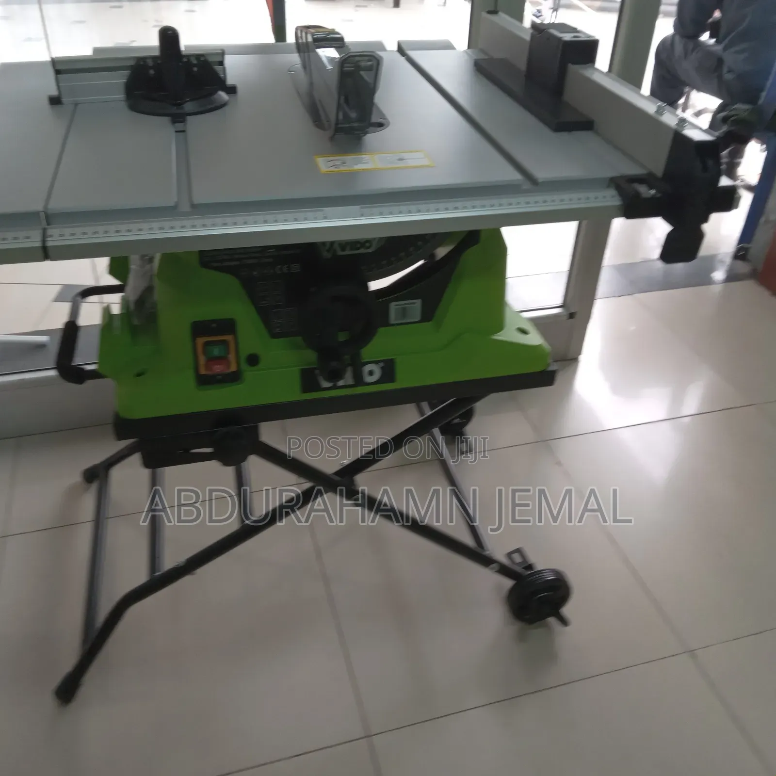 Teble Saw Vido 1500 Watte