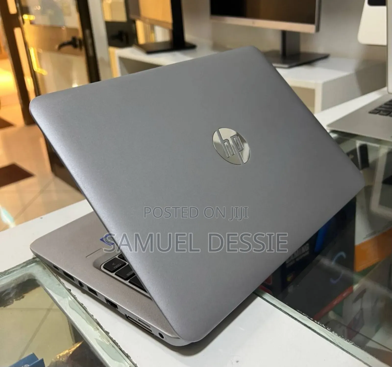 New Laptop HP EliteBook 820 G4 8GB Intel Core I5 SSD 512GB