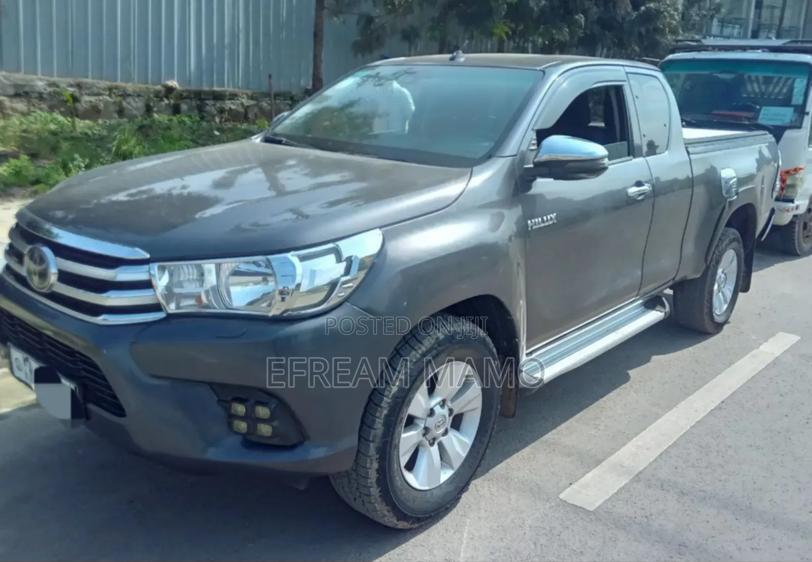 Toyota Hilux 2019 Gray