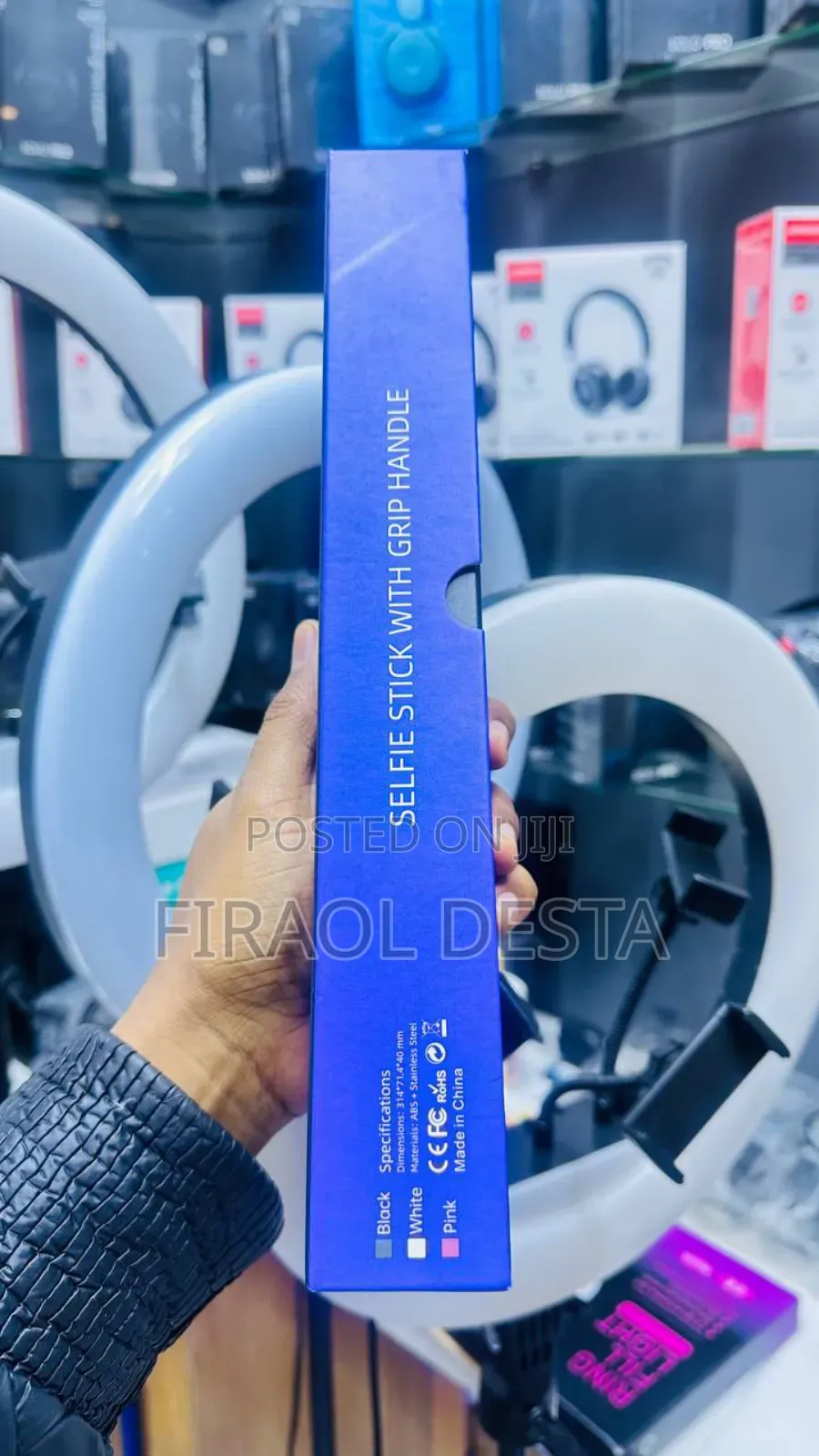 Selfie Stick With Grip Handle R16k