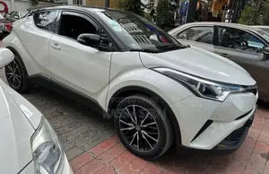 Toyota C-HR Limited FWD 2019 White