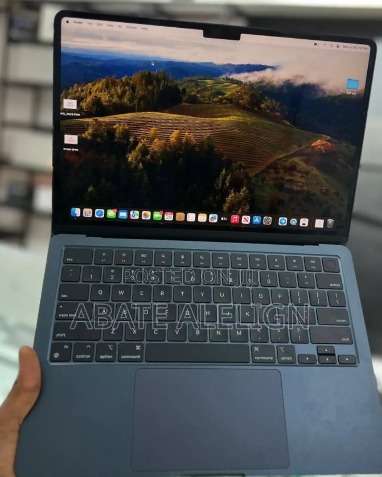 New Laptop Apple MacBook Air 2022 M2 8GB Intel Core I5 SSD 256GB