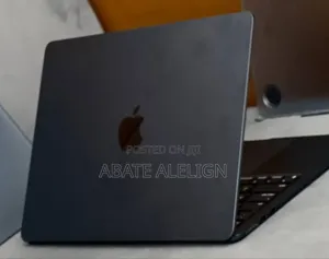 New Laptop Apple MacBook Air 2022 M2 8GB Intel Core I5 SSD 256GB