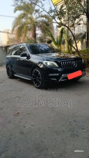 Mercedes-Benz 350D 2015 Black